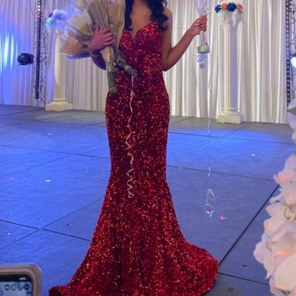 Red Mermaid Dress Size 0 By Portia and Scarlett